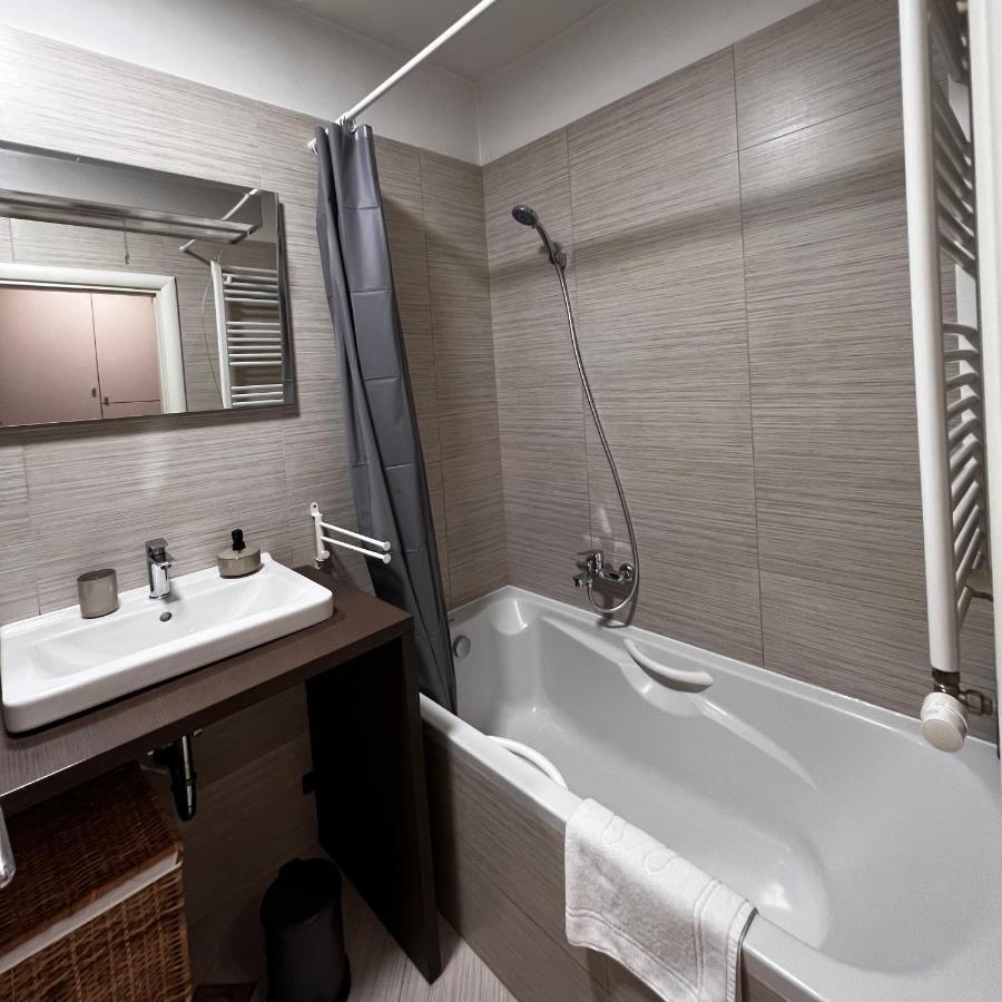Maestral Living Studio Apartment Загреб Екстериор снимка