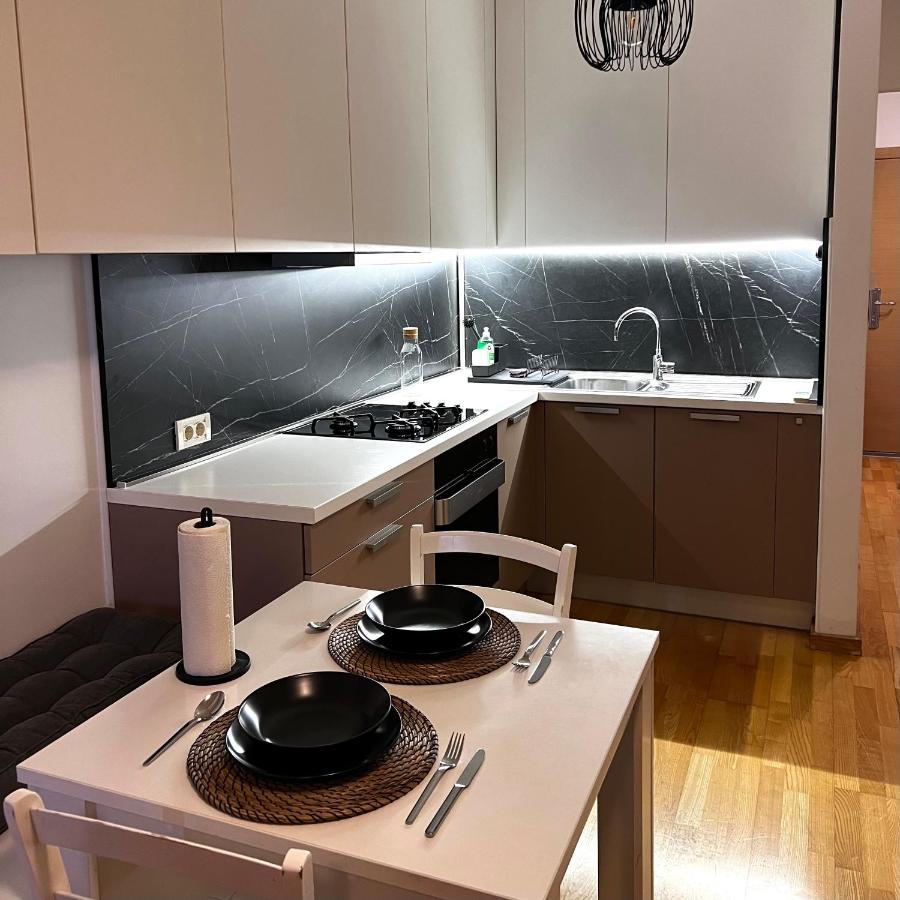 Maestral Living Studio Apartment Загреб Екстериор снимка